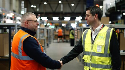 Geek+ and Nisbets Partnering for Smarter Automation in Warehousing